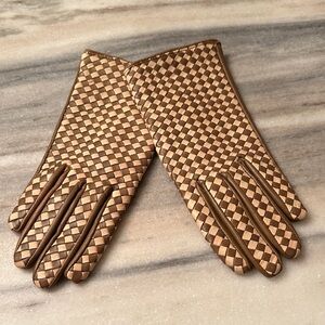 Adrienne Vittadini woven leather gloves -the look of BOTTEGA